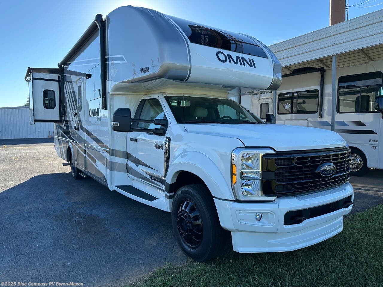 New 2026 Thor Motor Coach Omni Trail X32 available in Byron, Georgia