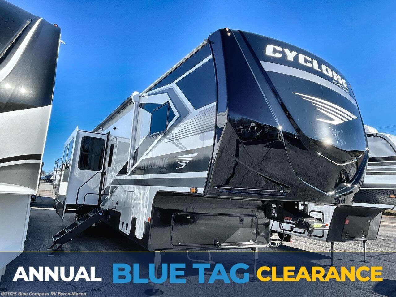 New 2026 Heartland Cyclone 3914 available in Byron, Georgia