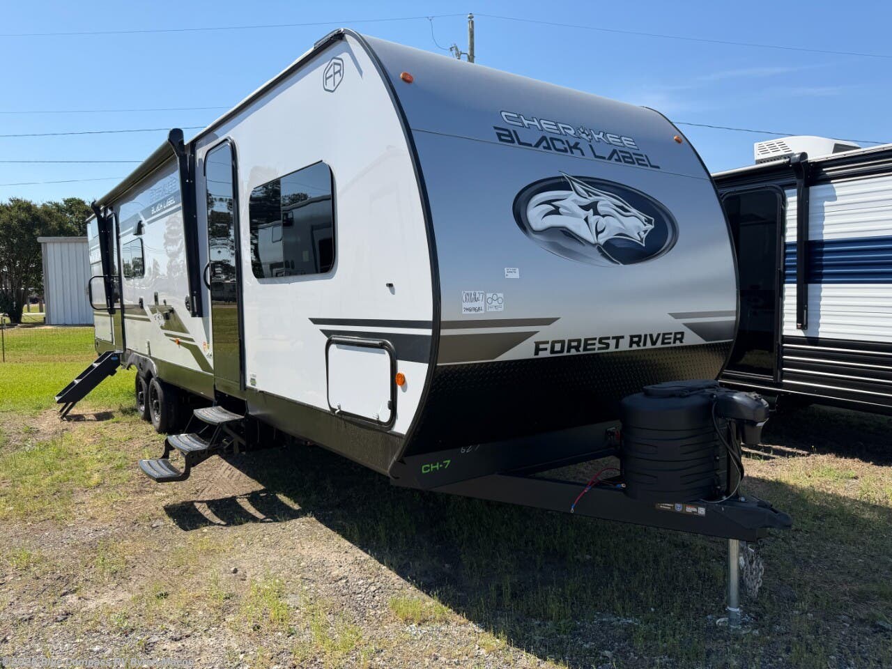 New 2026 Forest River Cherokee Black Label 294GEBGBL available in Byron, Georgia