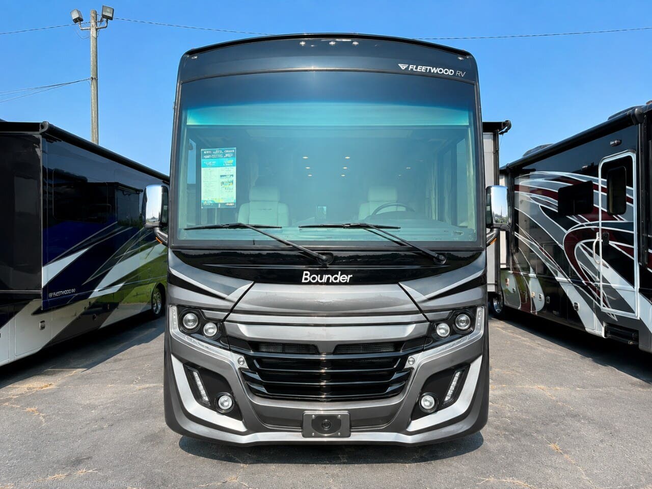 New 2026 Fleetwood Bounder 35K available in Byron, Georgia