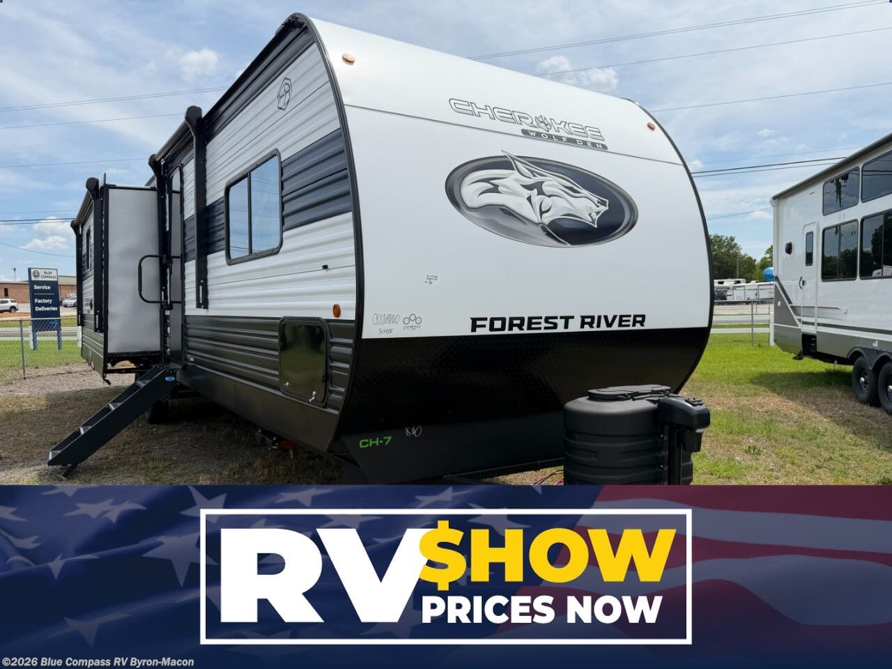 New 2026 Forest River Cherokee Wolf Den 304SR available in Byron, Georgia