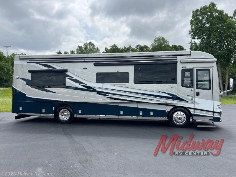 New 2027 Newmar New Aire 3543 available in Grand Rapids, Michigan