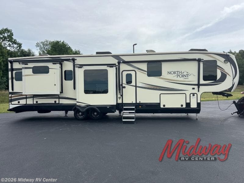 Used 2017  Jayco North Point 387RDFS by Jayco from Midway RV Center in Grand Rapids, MI
