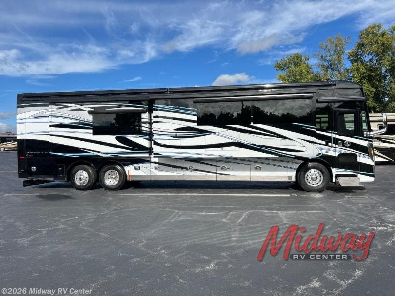 Used 2025  Tiffin Zephyr 45 PZ by Tiffin from Midway RV Center in Grand Rapids, MI