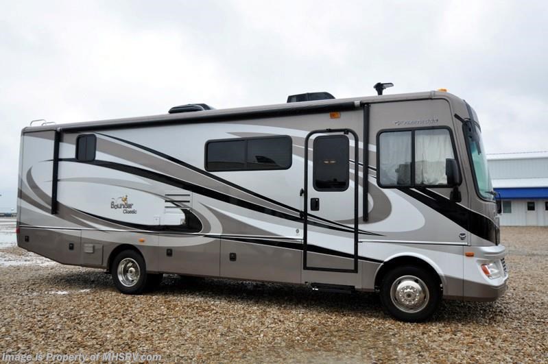 Used 2014 Fleetwood Bounder 30T with 2 slides available in Alvarado, Texas