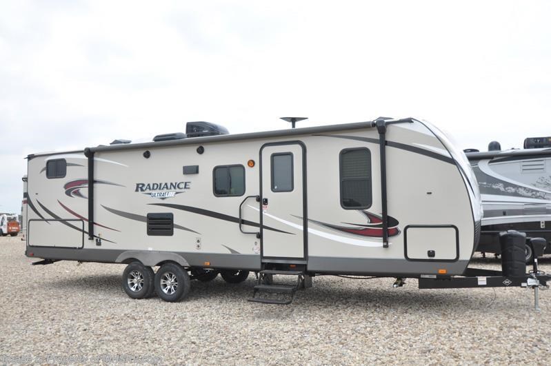 New 2018 Cruiser RV Radiance Ultra-Lite 28QD Bunk Model RV W/King Bed available in Alvarado, Texas
