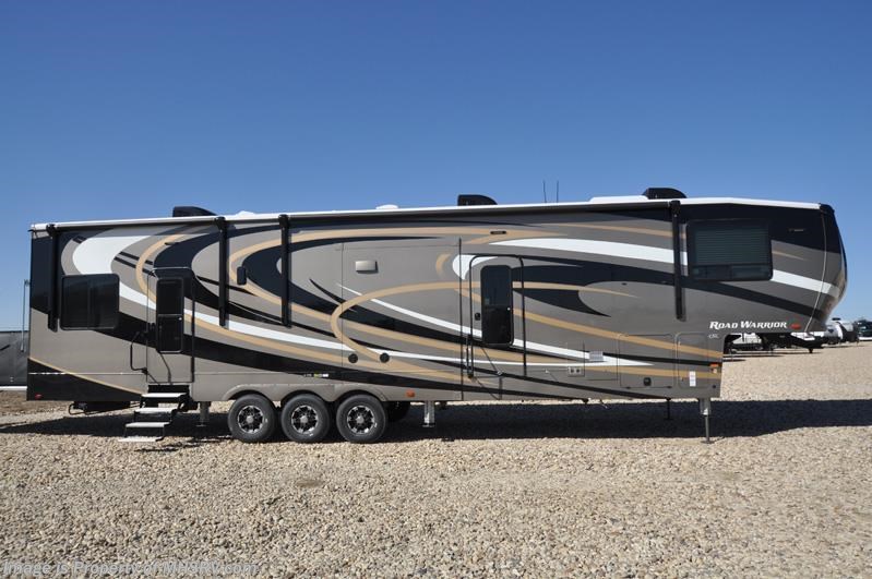 New 2018 Heartland  Road Warrior RW413 W/Arctic, Ext TV, Dual Pane, 3 A/Cs available in Alvarado, Texas