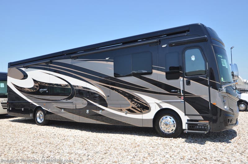 New 2019 Fleetwood Discovery LXE 40D Bath & 1/2 RV For Sale W/ King, Aqua Hot available in Alvarado, Texas