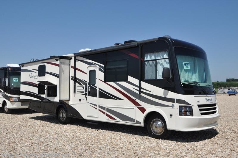 Used 2017 Coachmen Pursuit 33BH available in Alvarado, Texas