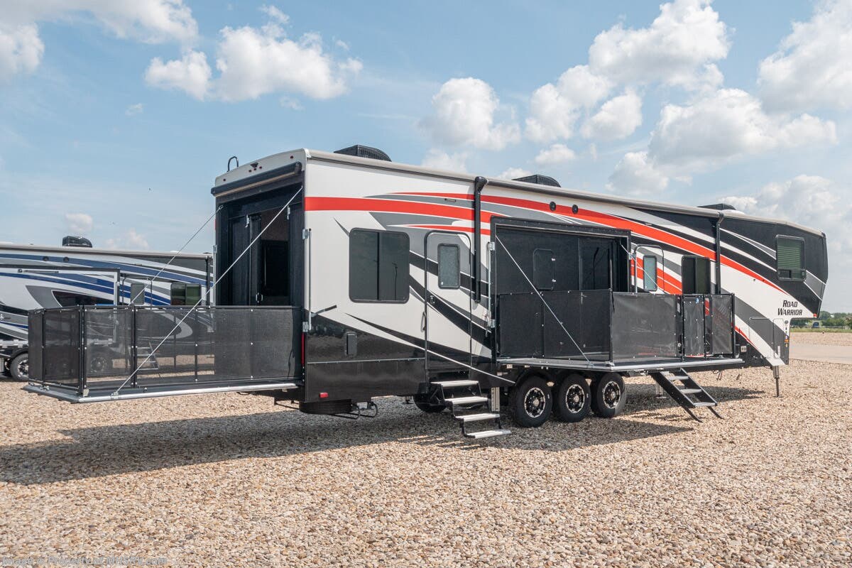 New 2020 Heartland Road Warrior 4275RW available in Alvarado, Texas