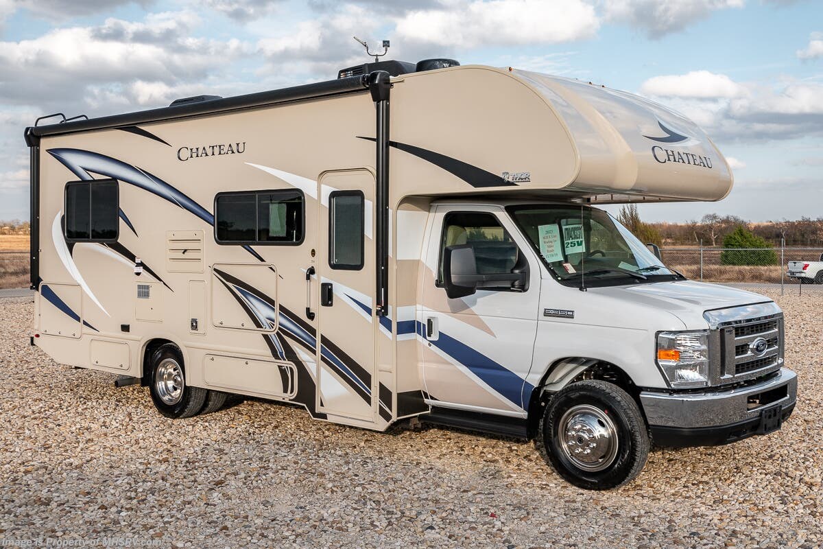 New 2020 Thor Motor Coach Chateau 25V available in Alvarado, Texas