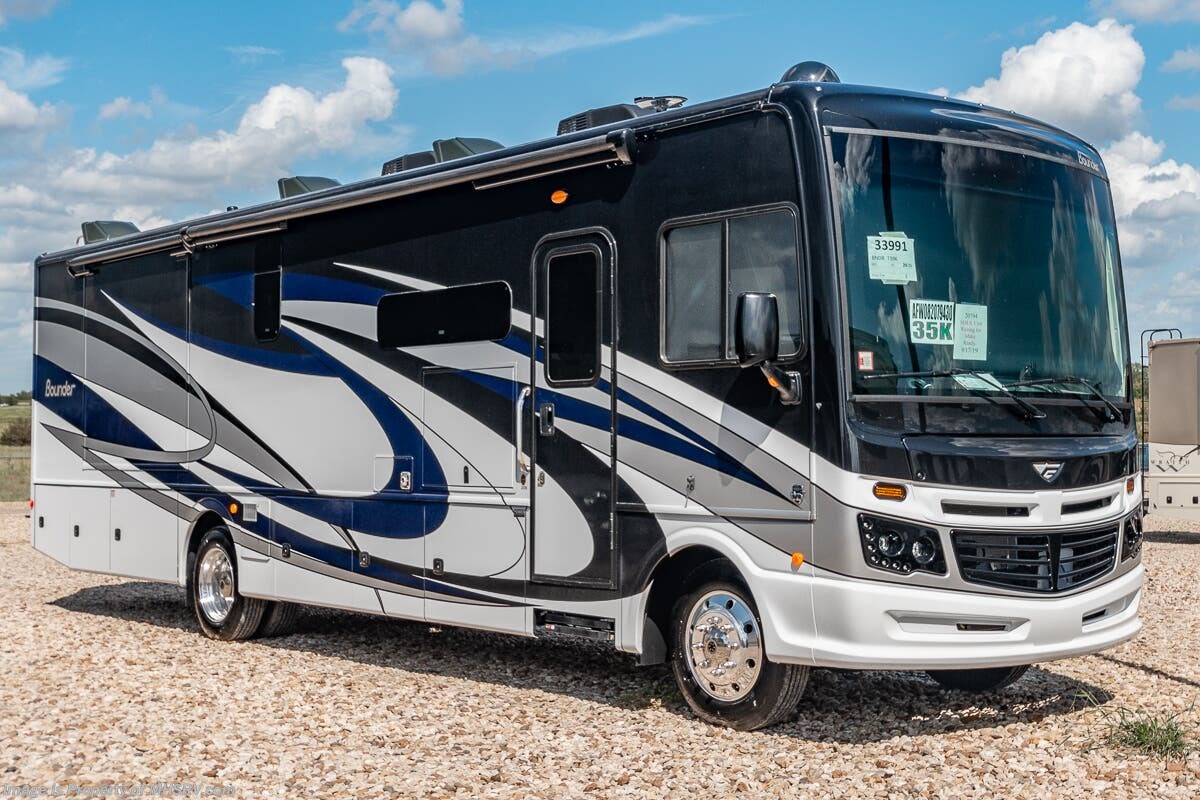 2020 Fleetwood Bounder 35K AFW082079430 - For Sale in Alvarado, TX