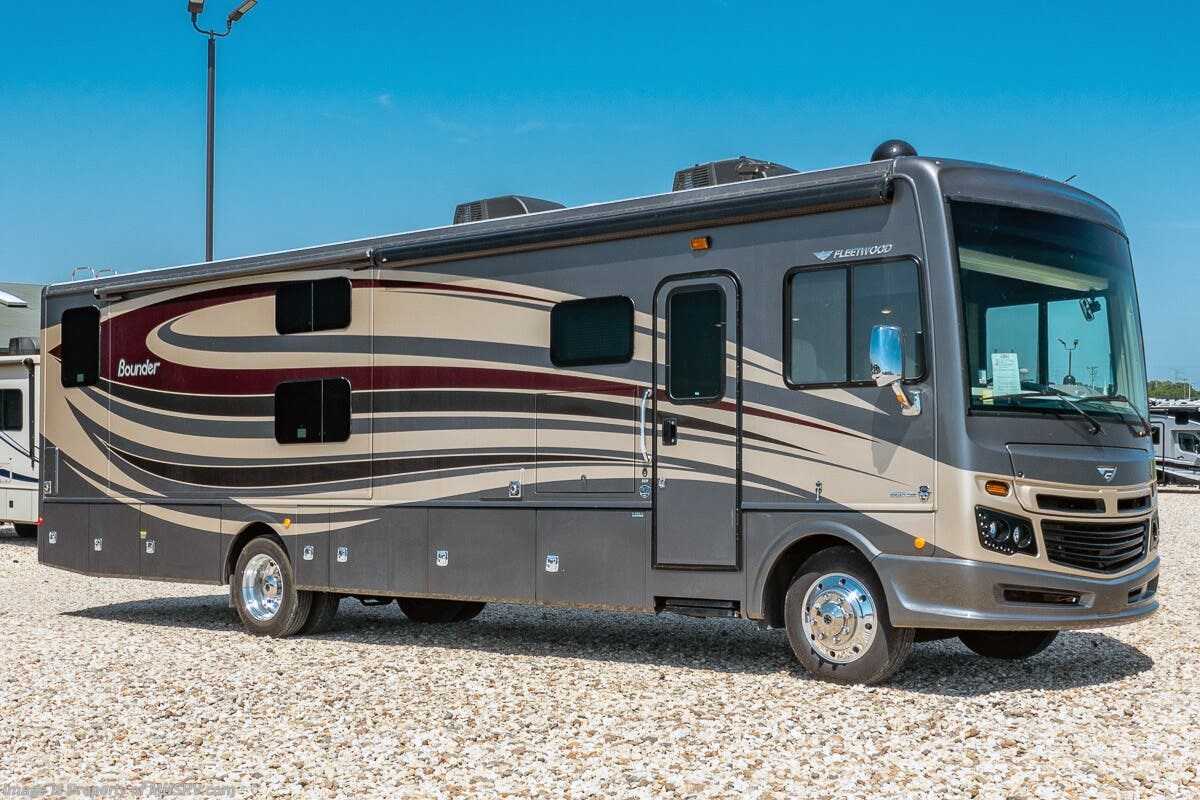 Used 2017 Fleetwood Bounder 36H available in Alvarado, Texas