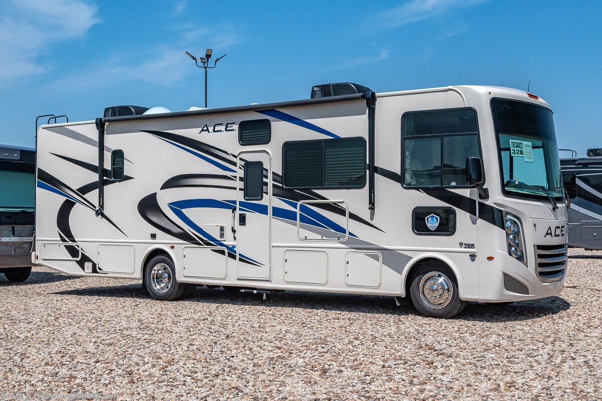 New 2023  Thor Motor Coach A.C.E. 32B by Thor Motor Coach from Motor Home Specialist in Alvarado, TX