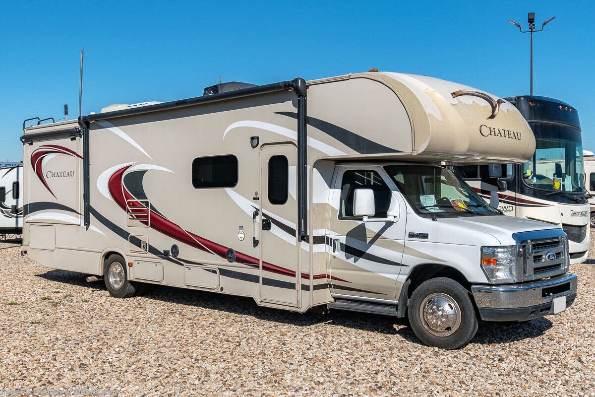 2015 Thor Motor Coach Chateau 31W