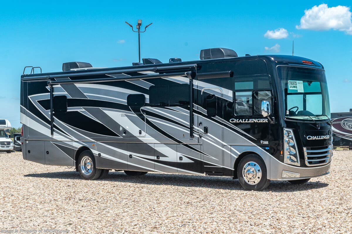 New 2023 Thor Motor Coach Challenger 35MQ available in Alvarado, Texas