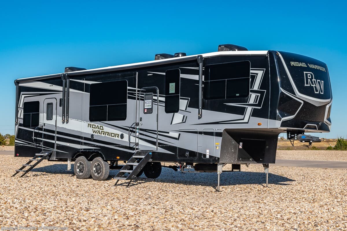 New 2022 Heartland Road Warrior 375RW available in Alvarado, Texas