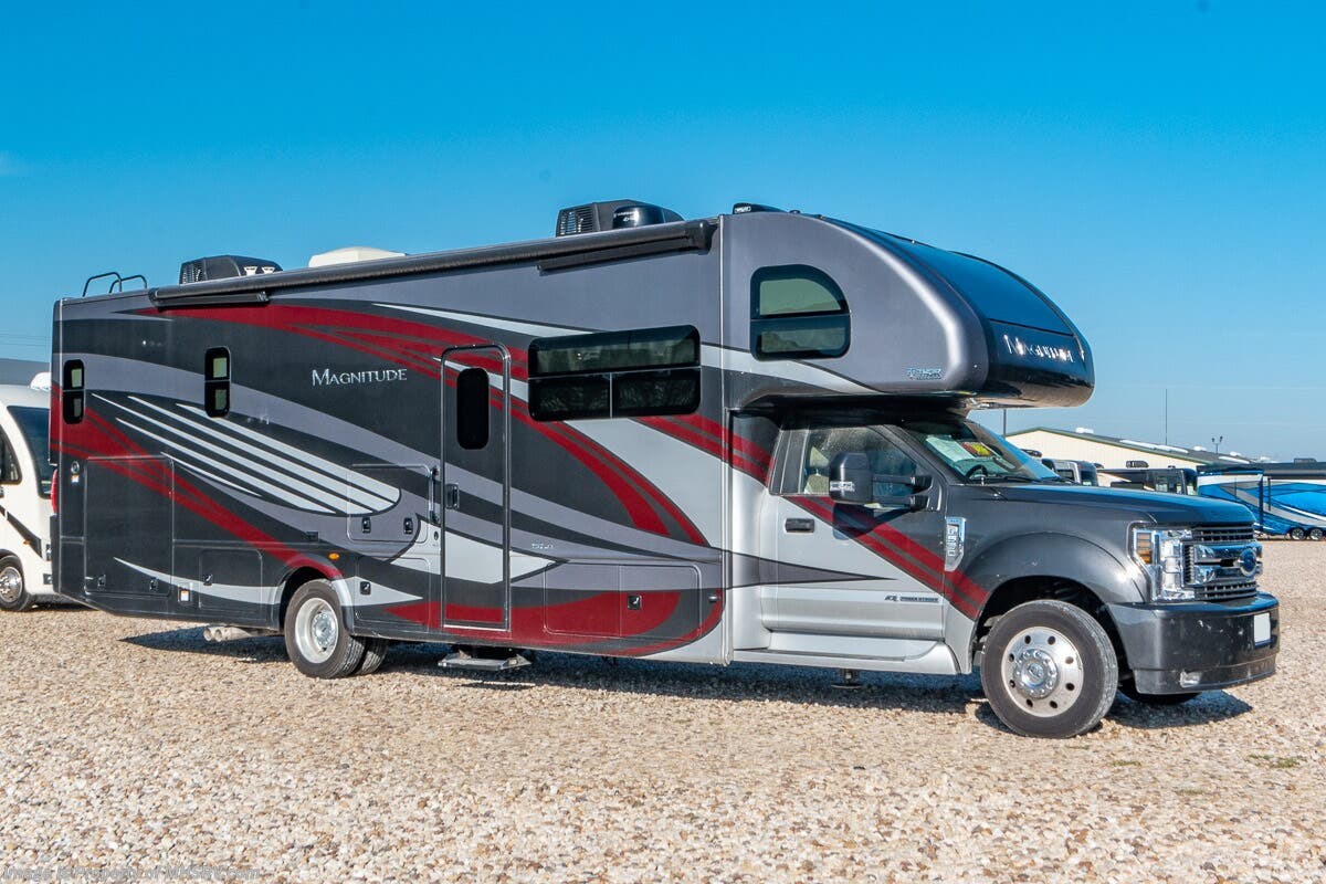 Used 2020 Thor Motor Coach Magnitude BB35 available in Alvarado, Texas