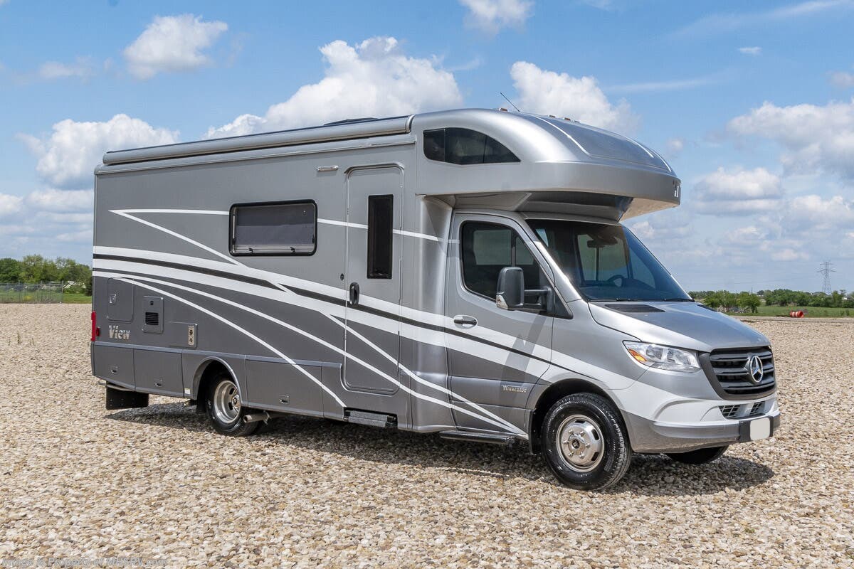 Used 2020 Winnebago View 24D available in Alvarado, Texas