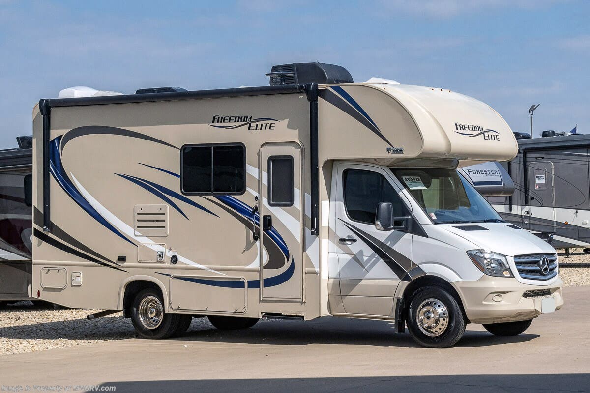 Used 2018 Thor Motor Coach Freedom Elite 24FE available in Alvarado, Texas