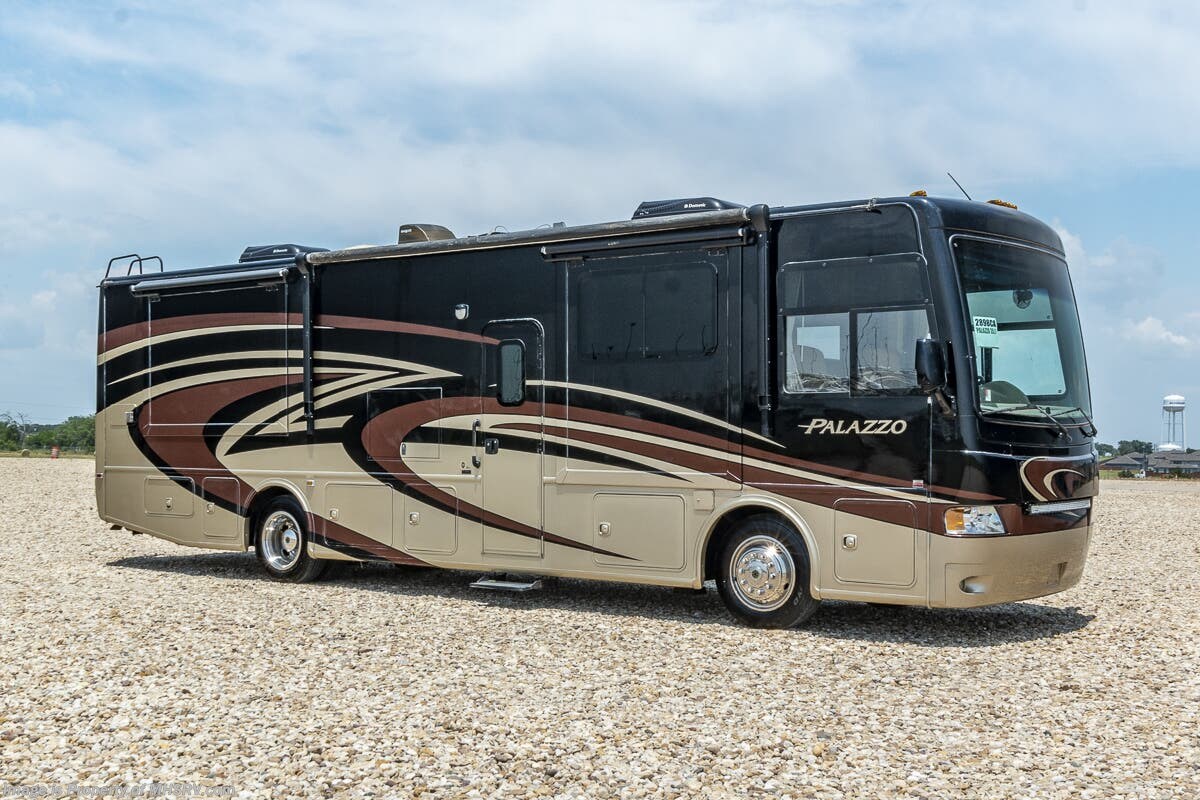 Used 2015 Thor Motor Coach Palazzo 35.1 available in Alvarado, Texas