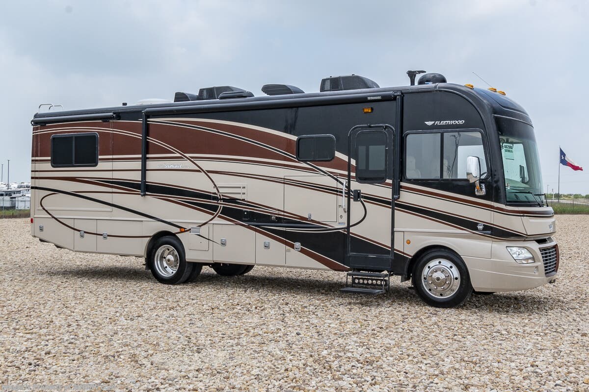 Used 2014 Fleetwood Southwind 34A available in Alvarado, Texas