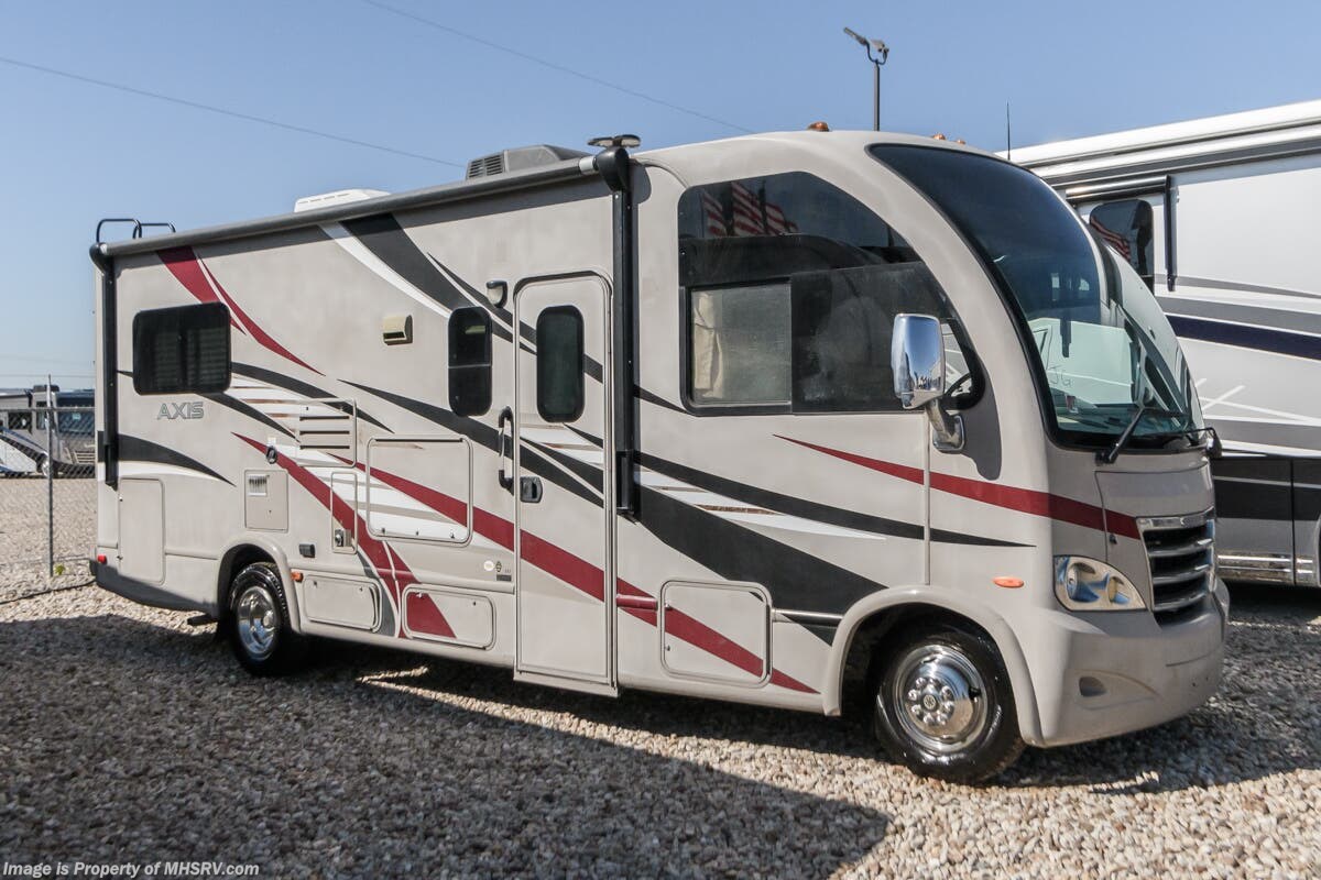 Used 2015  Thor Motor Coach Axis 24.1 by Thor Motor Coach from Motor Home Specialist in Alvarado, TX
