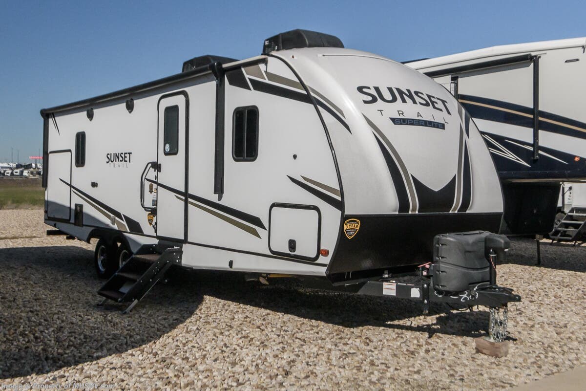 Used 2022 CrossRoads Sunset Trail 253RB available in Alvarado, Texas
