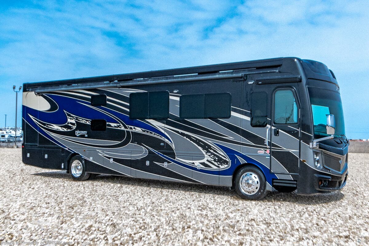 Used 2019 Fleetwood Discovery LXE 40G available in Alvarado, Texas