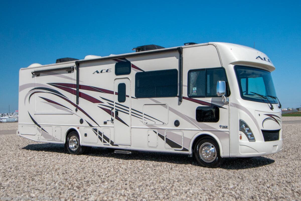 Used 2018 Thor Motor Coach A.C.E. 32.1 available in Alvarado, Texas