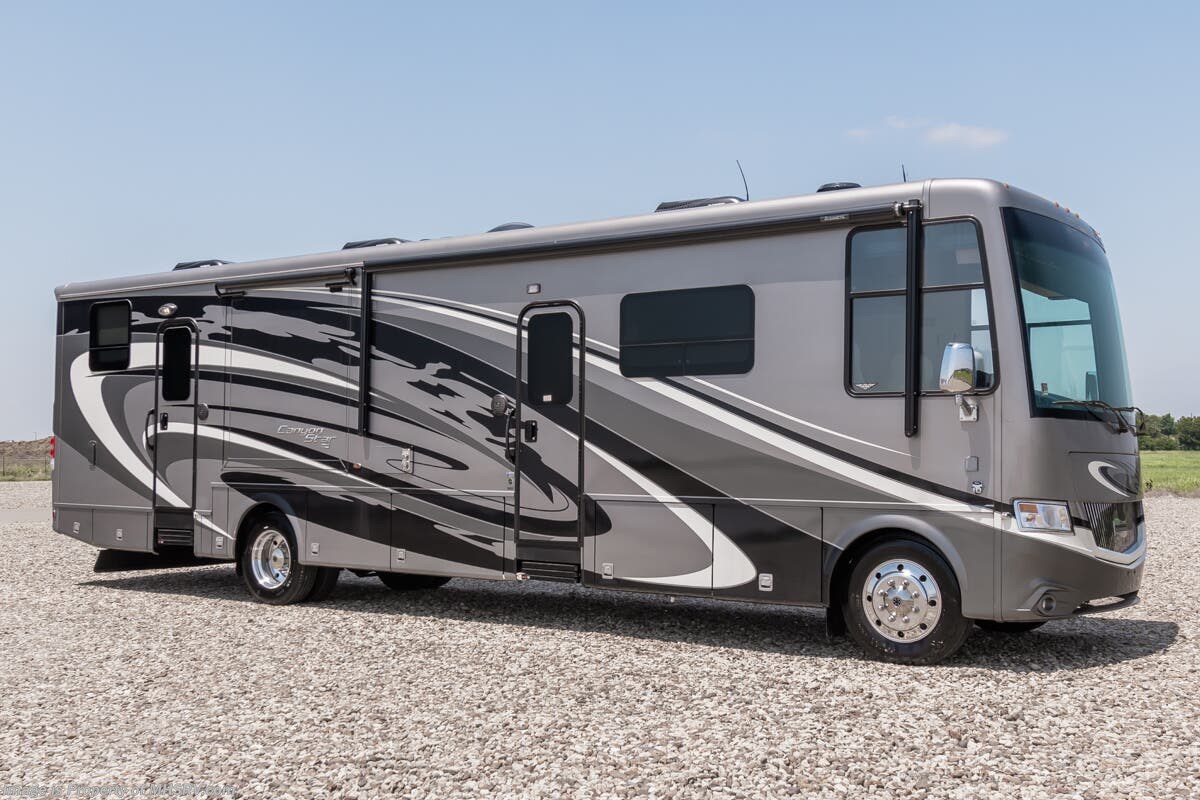 Used 2019 Newmar Canyon Star 3927 available in Alvarado, Texas