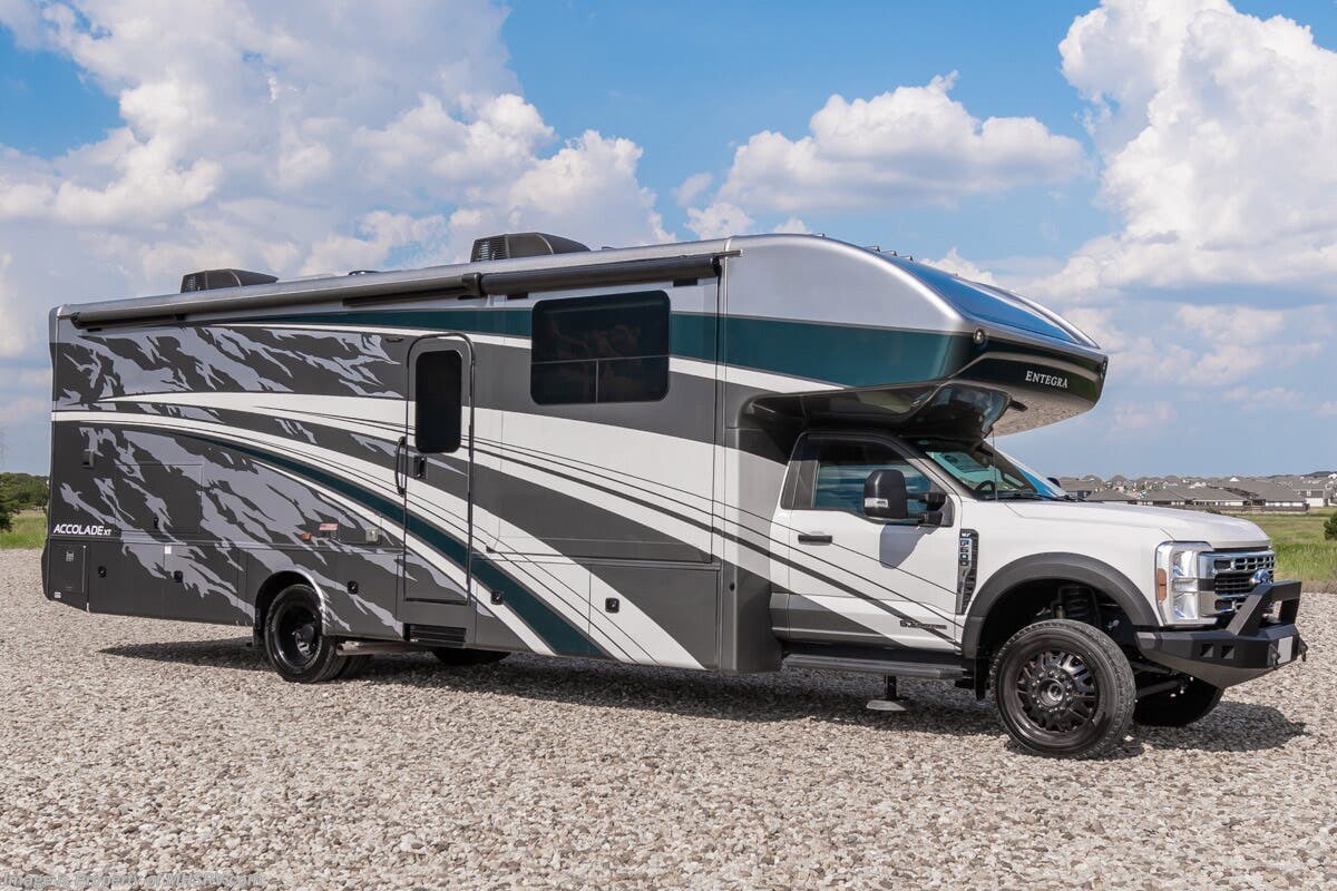 Used 2024 Entegra Coach Accolade XT 35L available in Alvarado, Texas