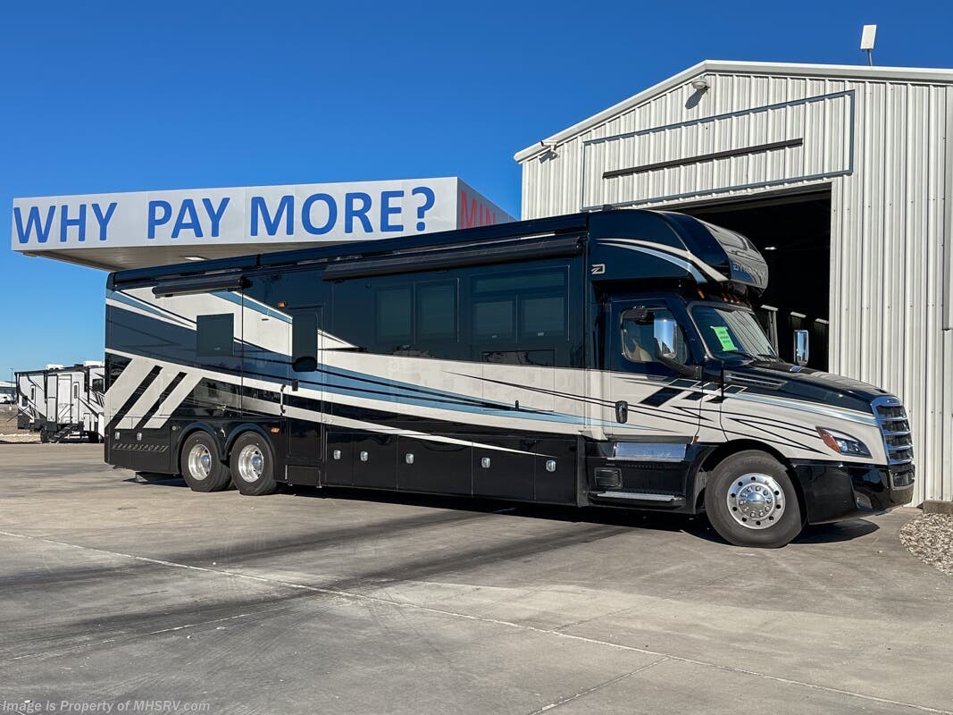 New 2026 Dynamax Corp Grand Sport 45CB available in Alvarado, Texas