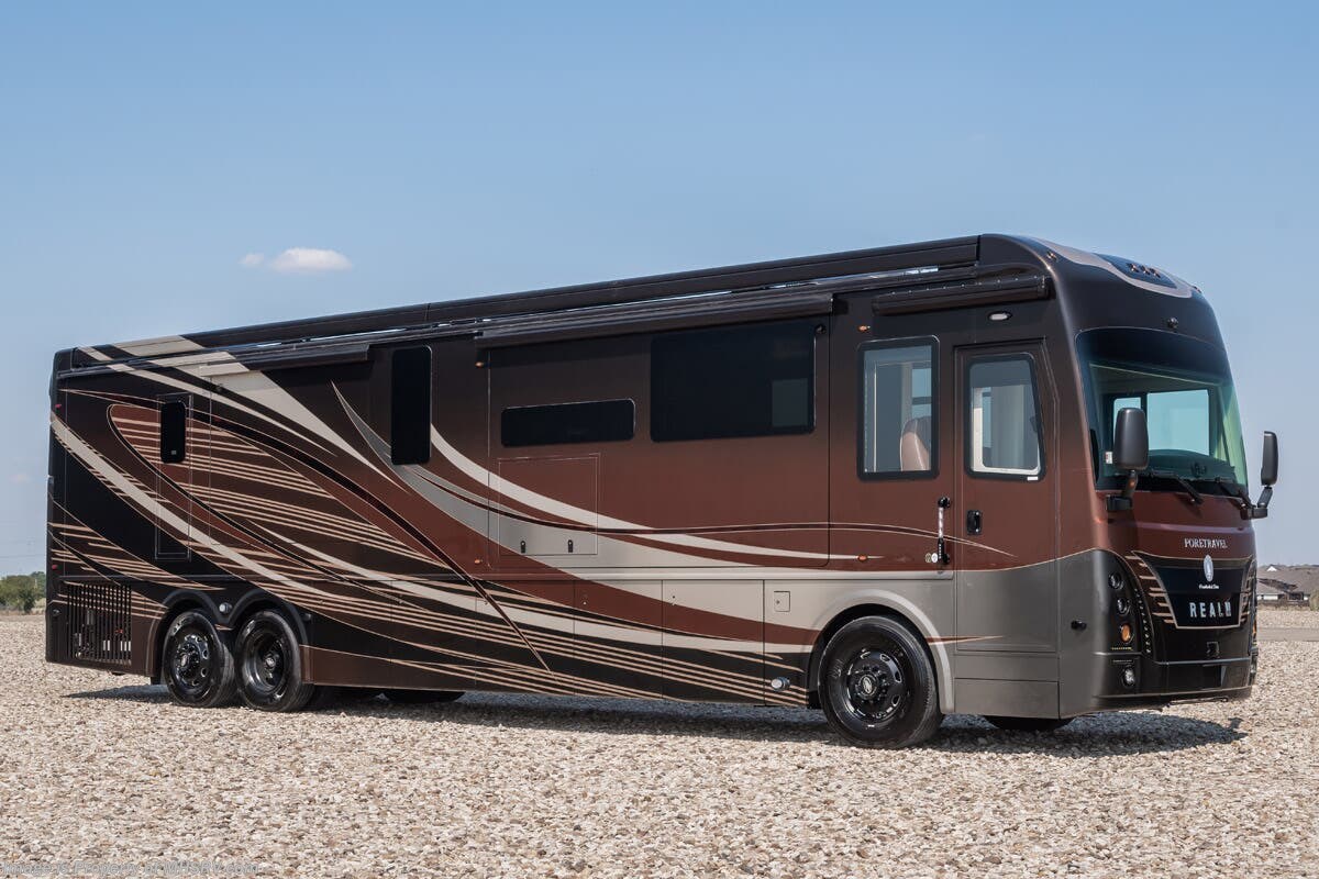 New 2027 Foretravel Realm Presidential Luxury Villa 2 (LV2) available in Alvarado, Texas