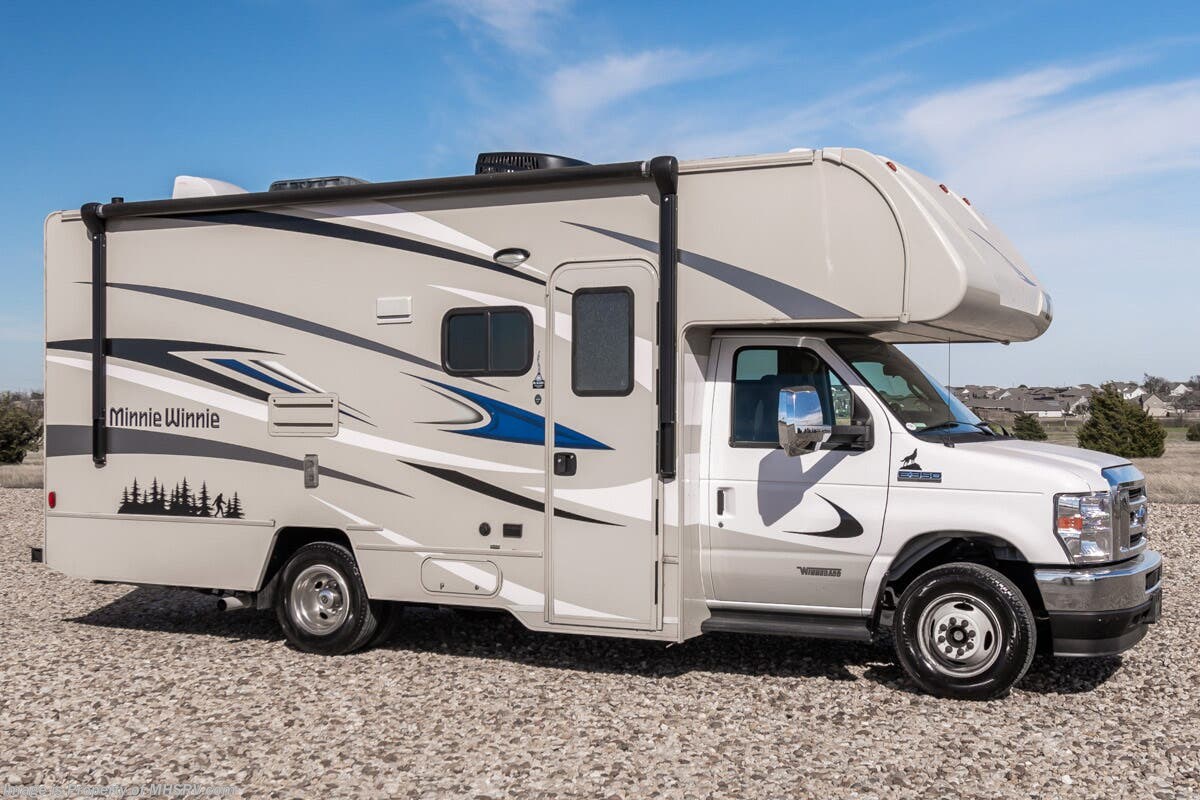 Used 2022 Winnebago Minnie Winnie 22M available in Alvarado, Texas