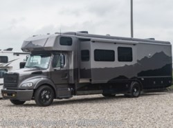 Used 2024 Dynamax Corp Dynaquest XL 3801TS available in Alvarado, Texas