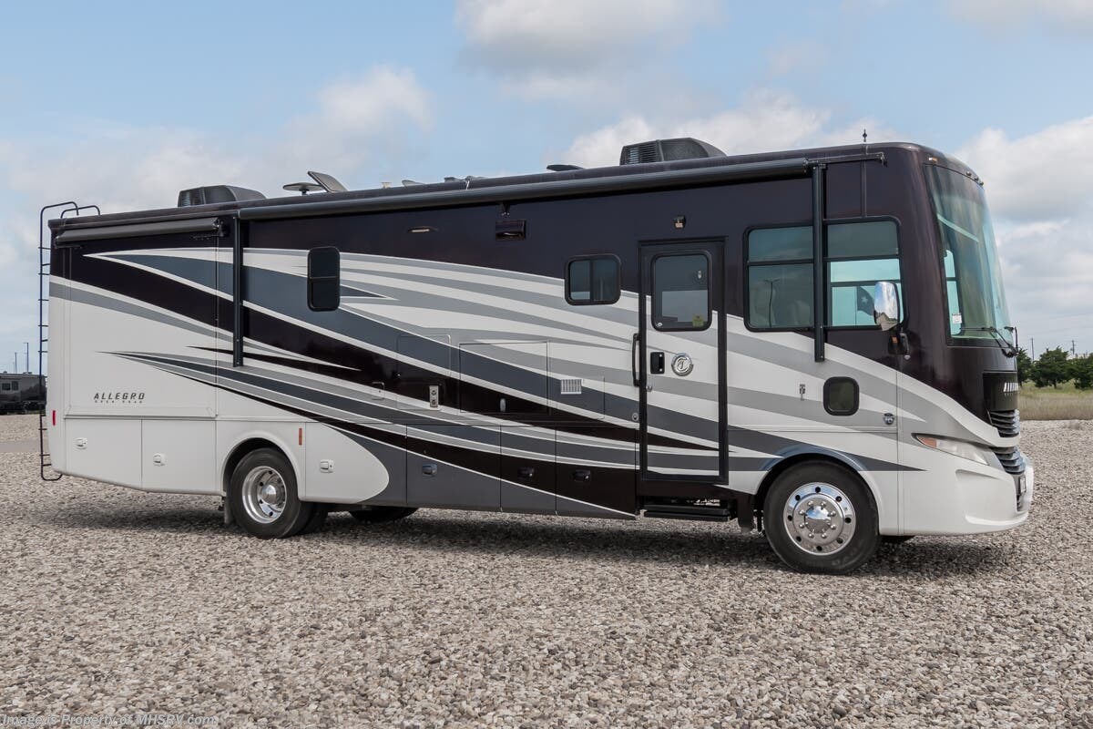 Used 2017 Tiffin Open Road Allegro 32SA available in Alvarado, Texas