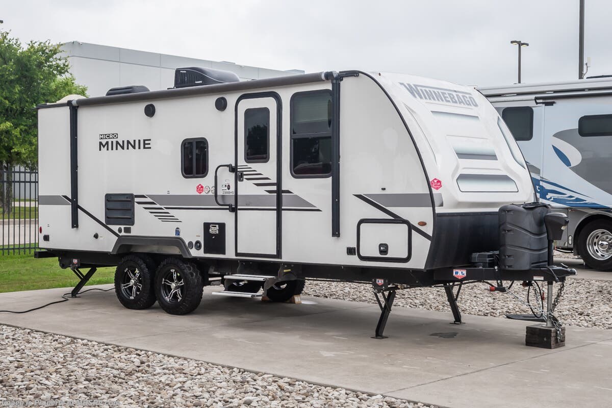 Used 2022 Winnebago Micro Minnie 2306BHS available in Alvarado, Texas