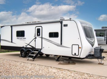 Used 2025 Grand Design Reflection 322FKTS available in Alvarado, Texas