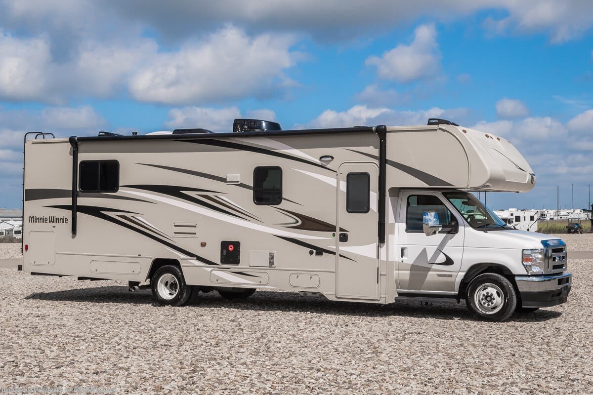 Used 2025 Winnebago Minnie Winnie 31K available in Alvarado, Texas