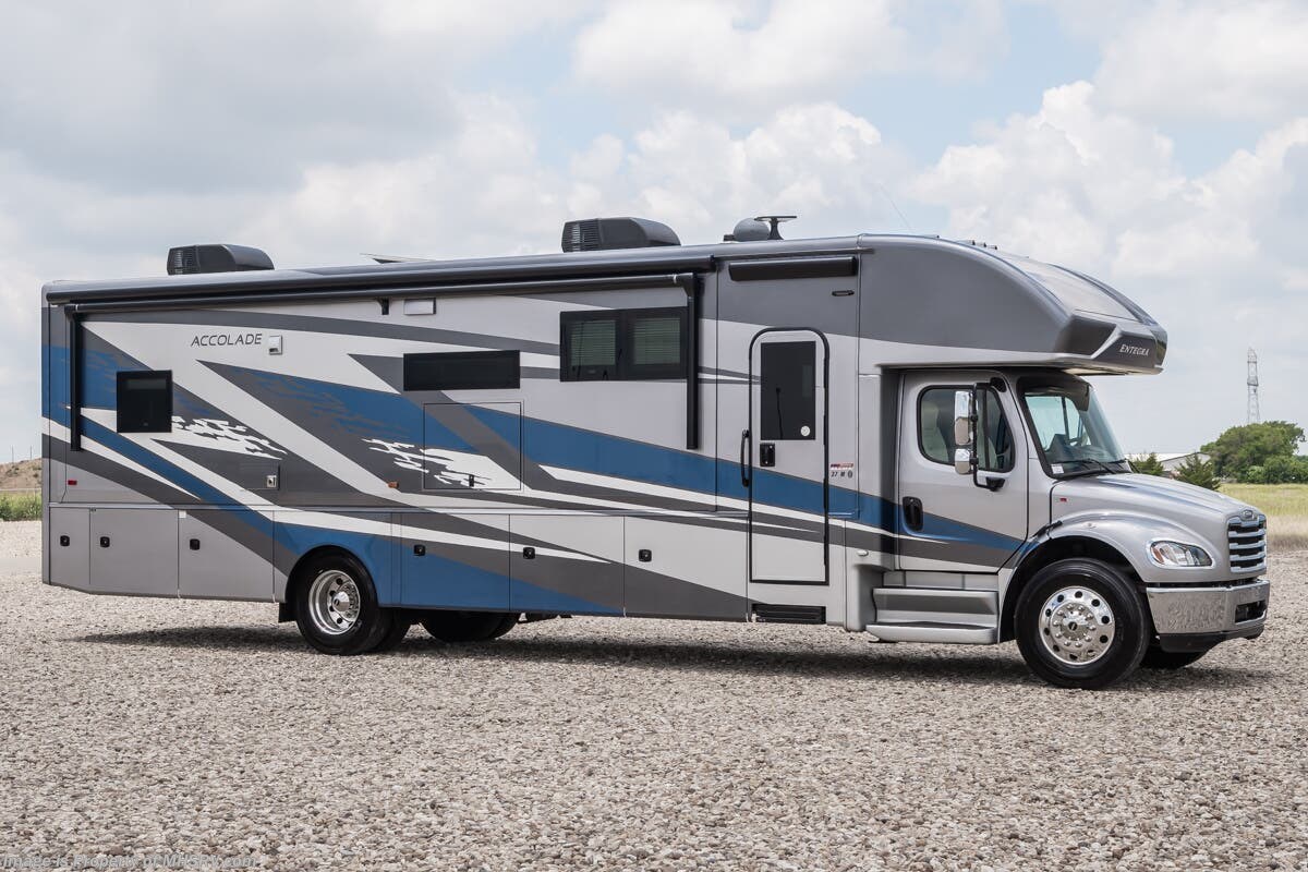 Used 2025 Entegra Coach Accolade 37M available in Alvarado, Texas
