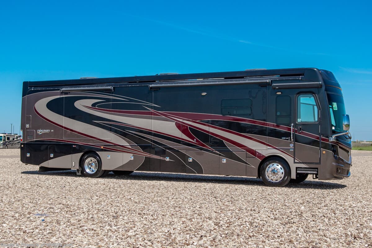 Used 2018 Fleetwood Discovery LXE 40E available in Alvarado, Texas