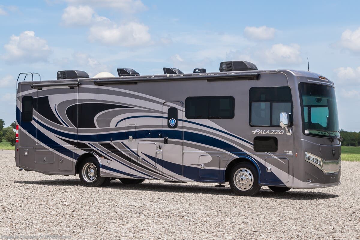 Used 2022 Thor Motor Coach Palazzo 33.6 available in Alvarado, Texas