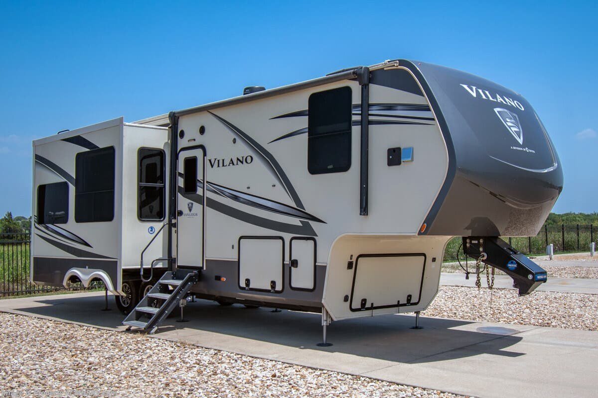 Used 2023 Vanleigh Vilano 320GK available in Alvarado, Texas