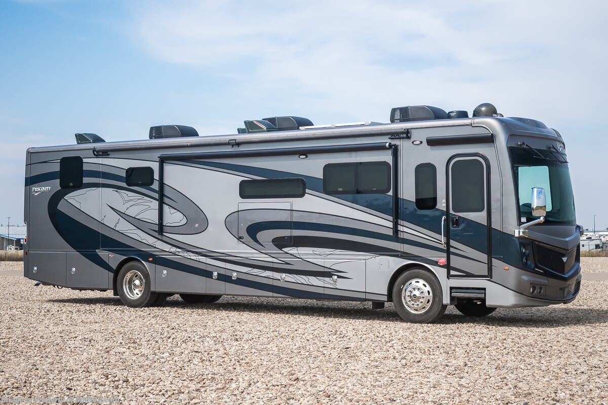 Used 2023 Fleetwood Discovery 38W available in Alvarado, Texas