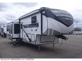 New 2022 Coachmen Chaparral 336TSIK available in Belleville, Michigan