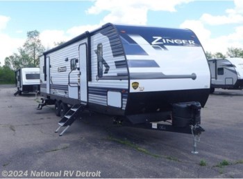 New 2022 CrossRoads Zinger ZR320FB available in Belleville, Michigan
