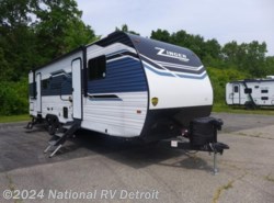 New 2023 CrossRoads Zinger 298FB available in Belleville, Michigan