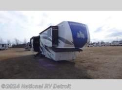 New 2024 CrossRoads Redwood 4120GK available in Belleville, Michigan