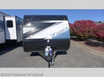 New 2025 CrossRoads Zinger Lite 18QB available in Belleville, Michigan